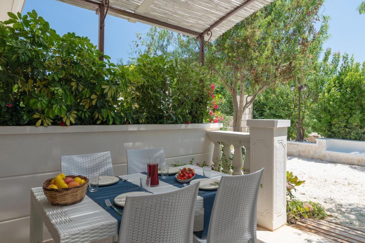 אוסטוני Appartamento Ortensia In Villa Mariella מראה חיצוני תמונה