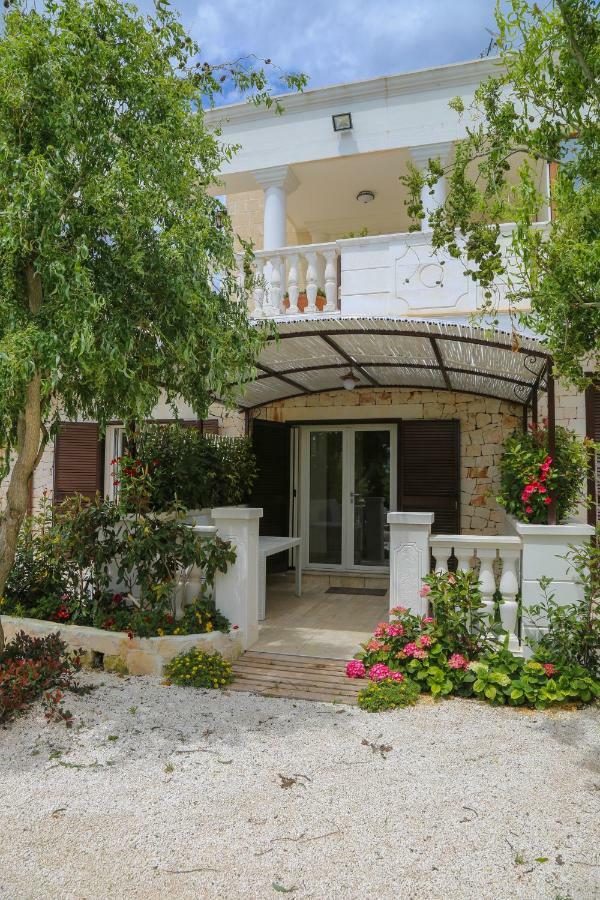 אוסטוני Appartamento Ortensia In Villa Mariella מראה חיצוני תמונה